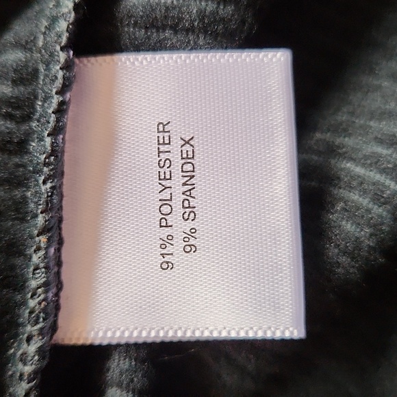 Peter Millar Beaumont Performance Full-Zip Hoodie in Balsam - Picture 10 of 16